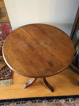 Oak Pedestal Table. 27 Tall X 21 Wide