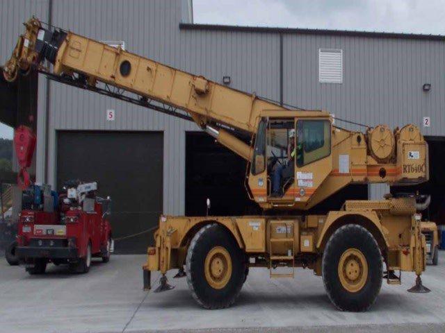 1999 Grove RT640C Rough Terrain Crane