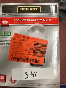 Defiant Motion Secutiry Light