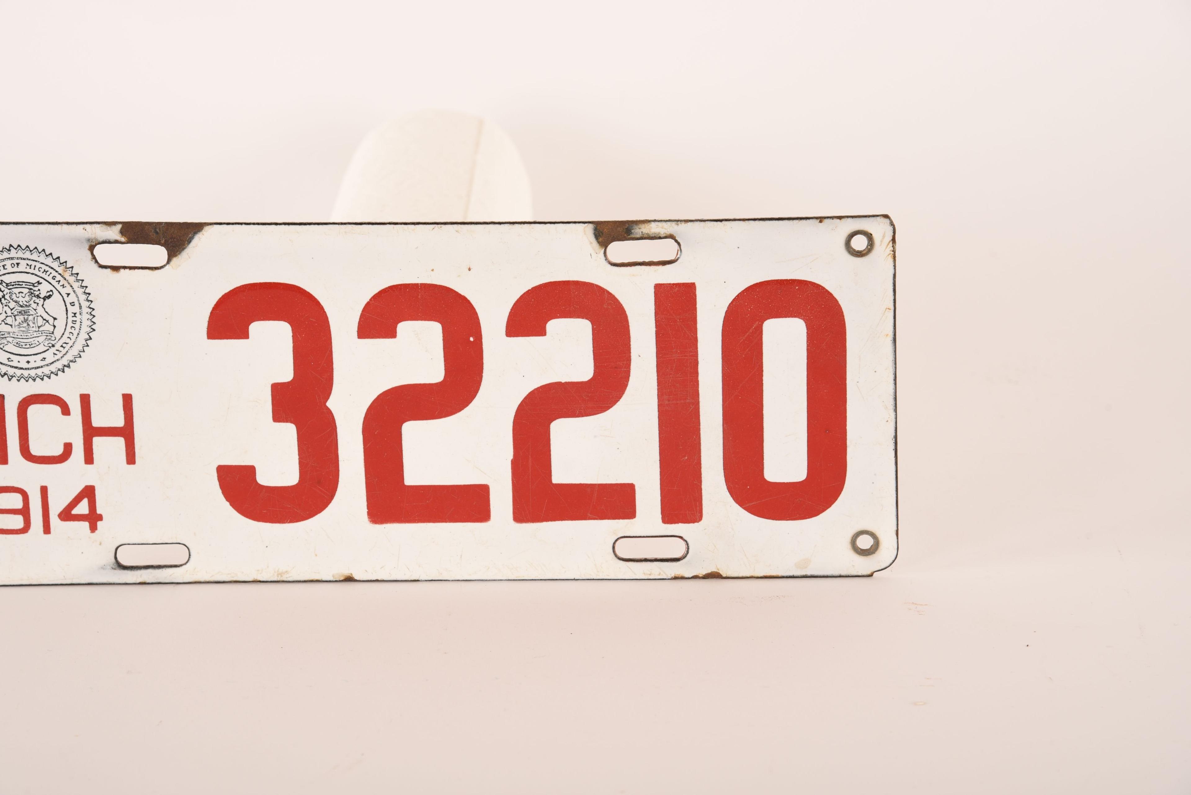 Michigan 1914 Porcelain License Plate