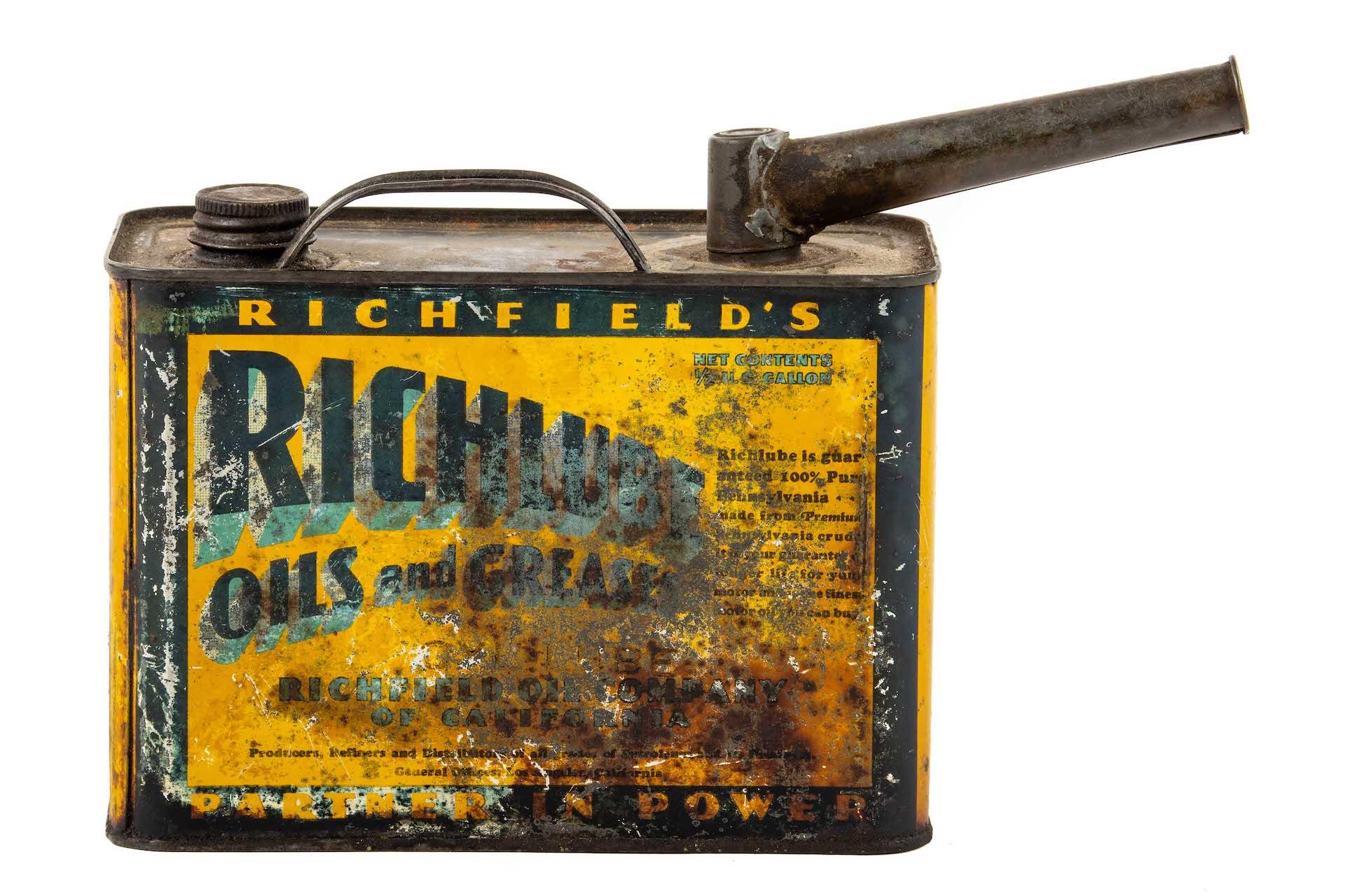 Richfield Richlube Motor Oil Can