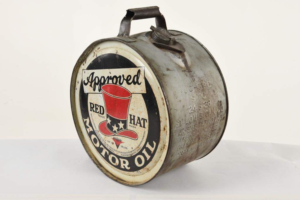 Red Hat Rocker Oil Can