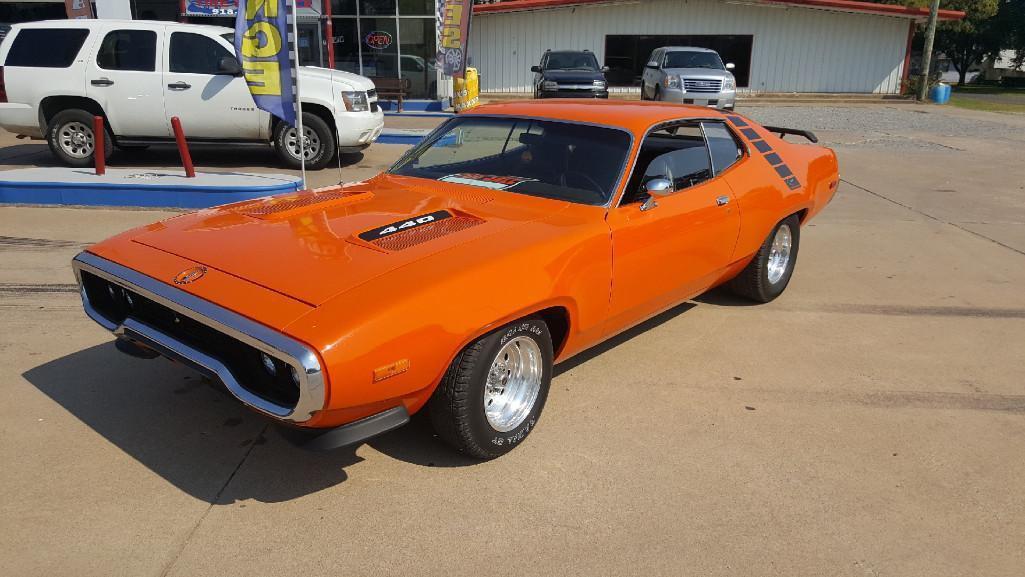 1971 Plymouth Satelite Roadrunner Tribute Car