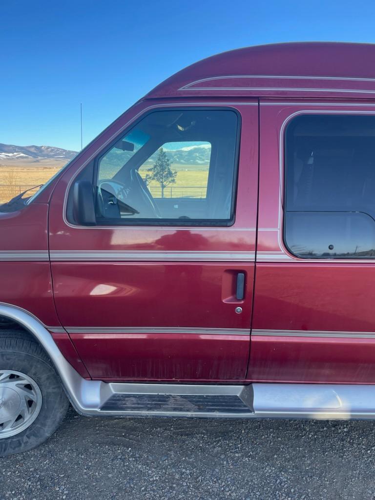 2002 Ford Van