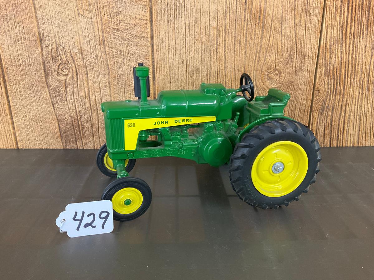 JD 630 LP Gas 1988 National Farm Show