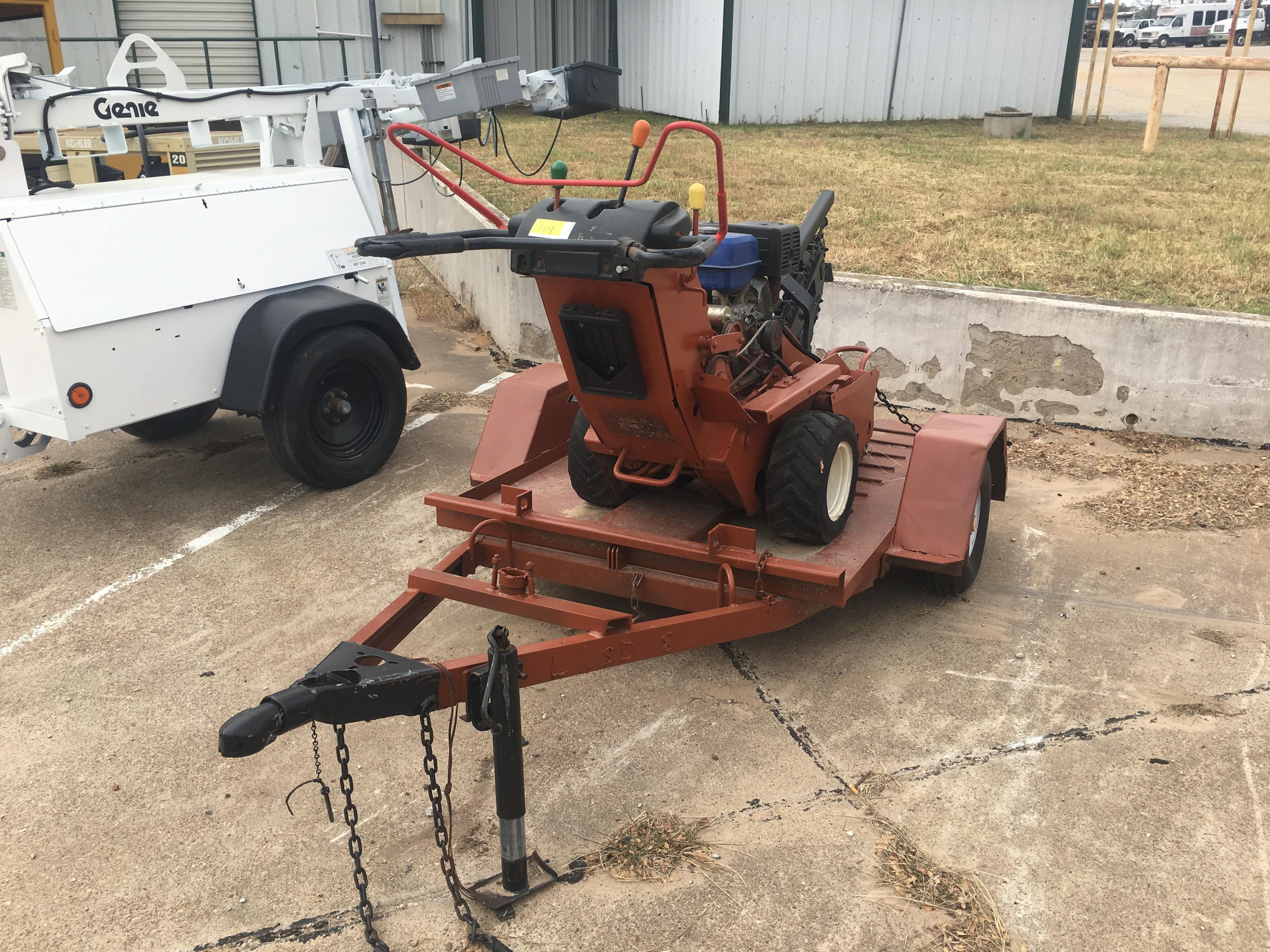 Ditch Witch 1030H Trencher on Trailer