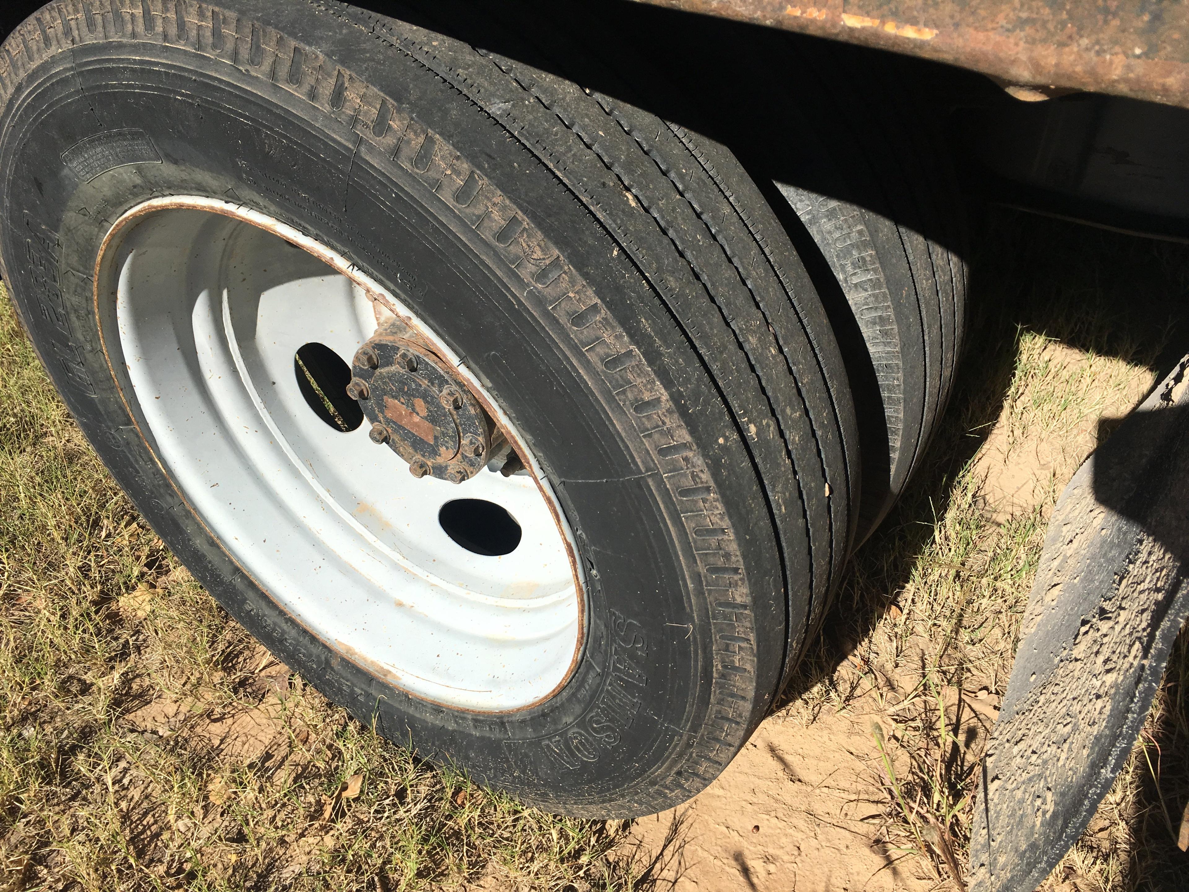 2005 Ford F550 Crew Cab Flatbed