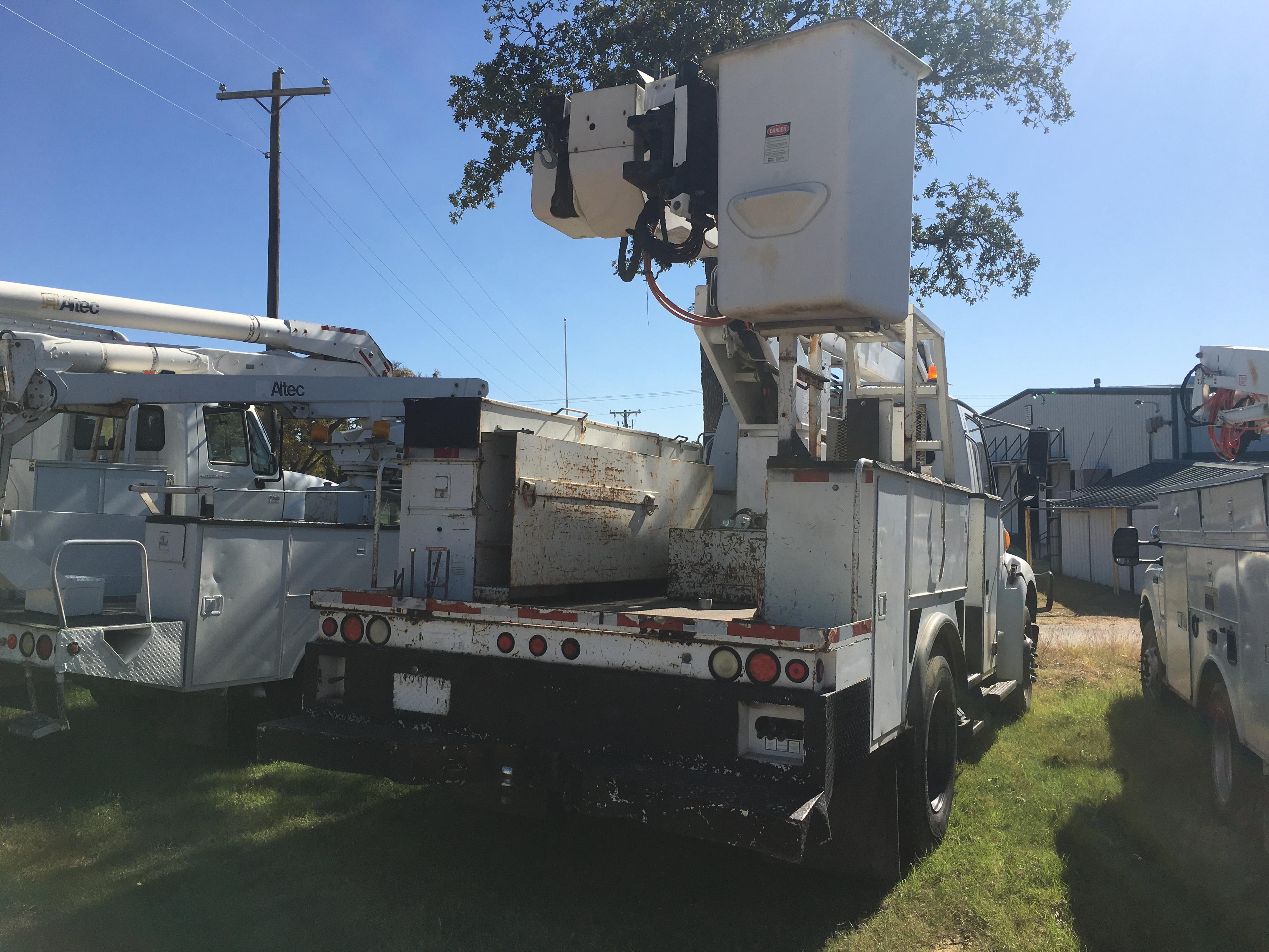 2005 Sterling Acterra Bucket Truck