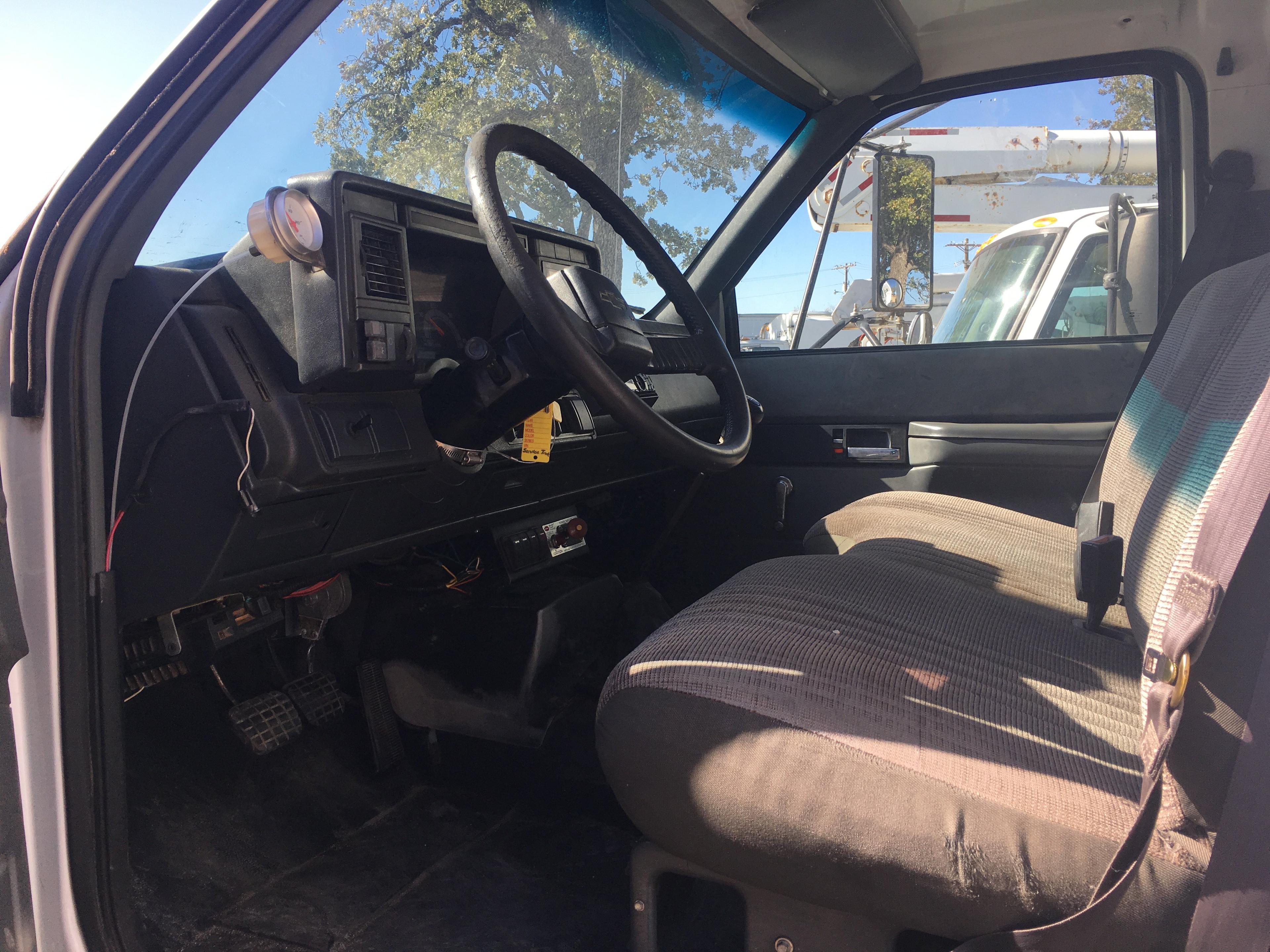 2000 Chevrolet C7500 Mechanic Truck