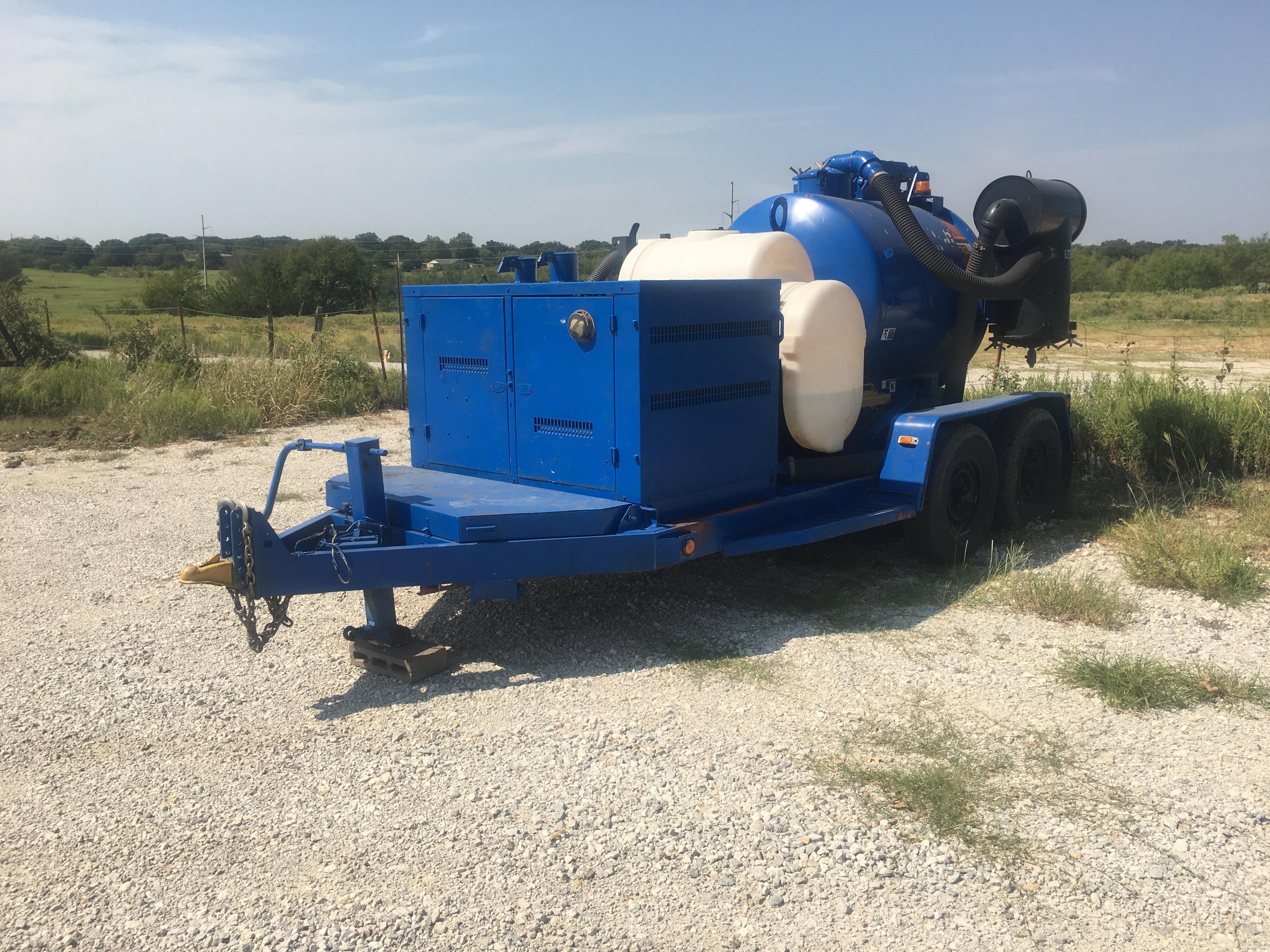 2011 Ditch Witch FX30 Hydro Vac Trailer