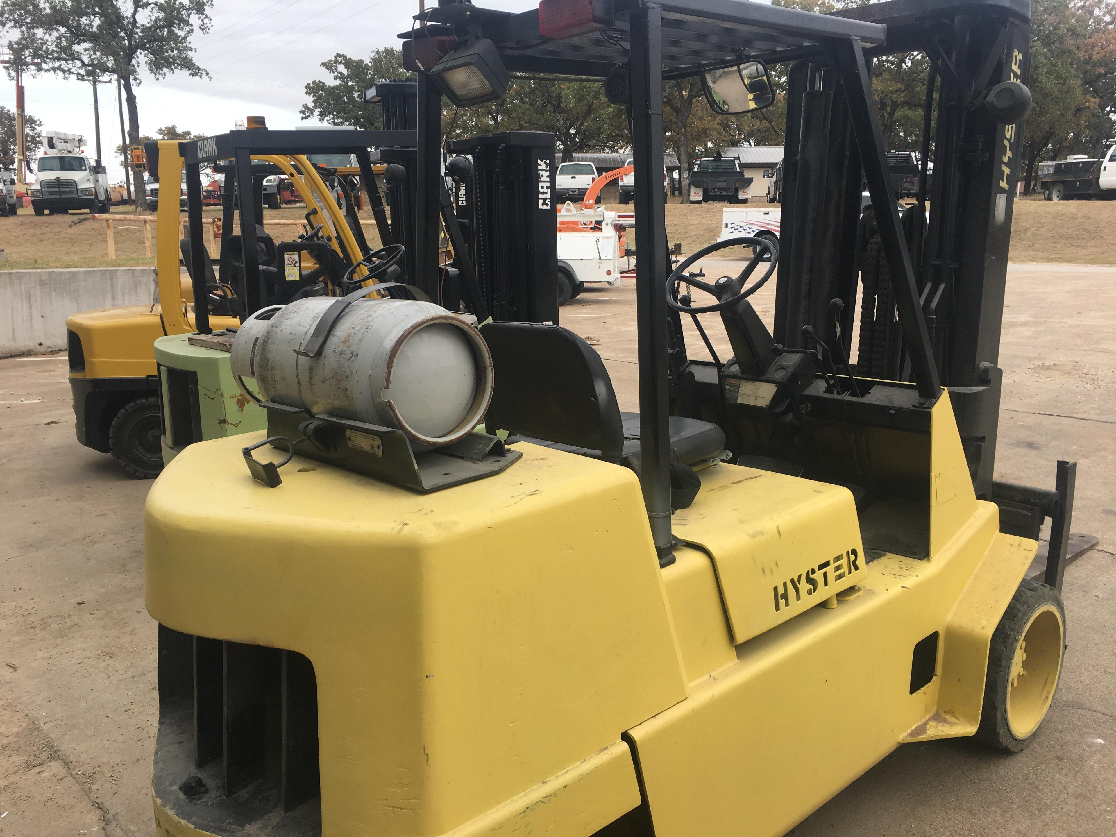 1995 Hyster S100XL 9,000lb forklift