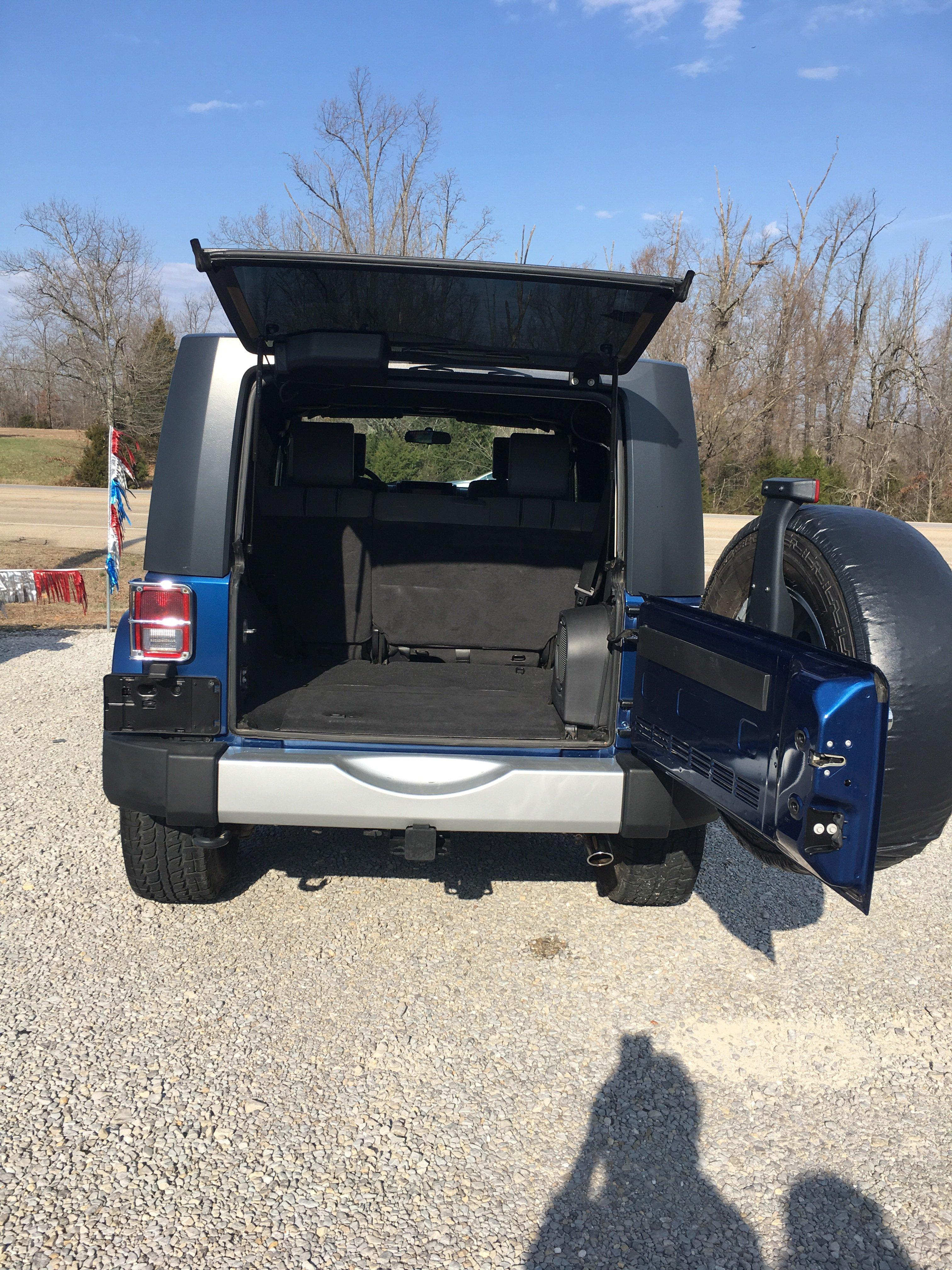 2010 Jeep Wrangler Unlimited Sahara 4x4