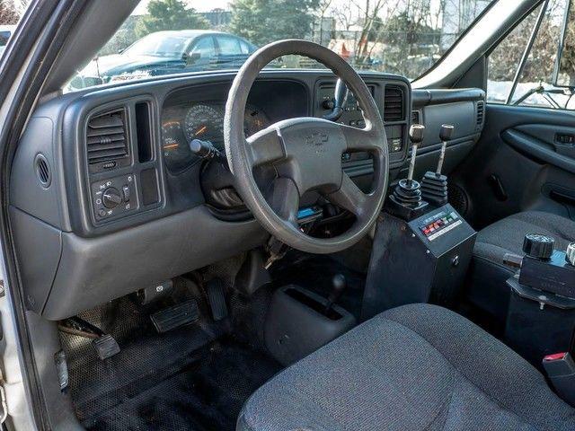 2004 Chevrolet Silverado 3500 4X4 Dump **TRUCK PLOW & SALTER**