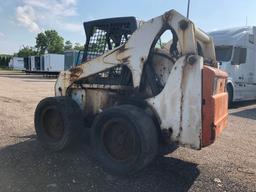 Bobcat S300 Enclosed Cab