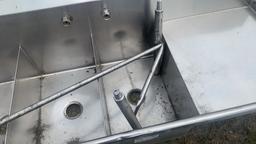 3 compartment sink