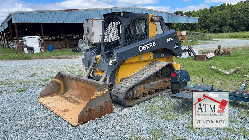 John Deere 331G Skidsteer