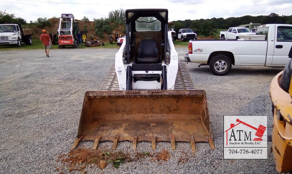 Bobcat T250 Loader