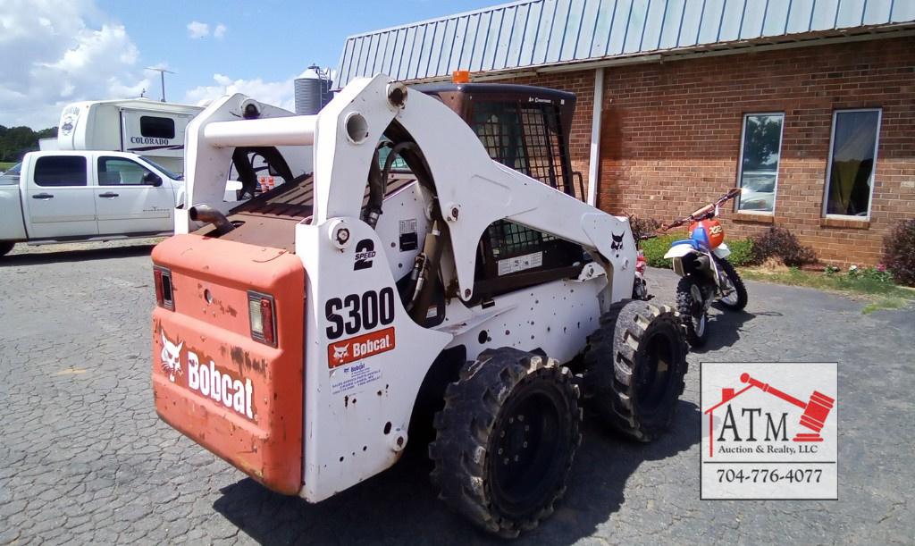 2009 Bobcat S300 2 Speed Loader