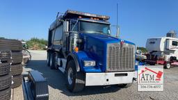 2016 Kenworth T800 Dump Truck