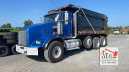 2016 Kenworth T800 Dump Truck