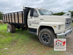 1985 Ford F-700 Dump Truck