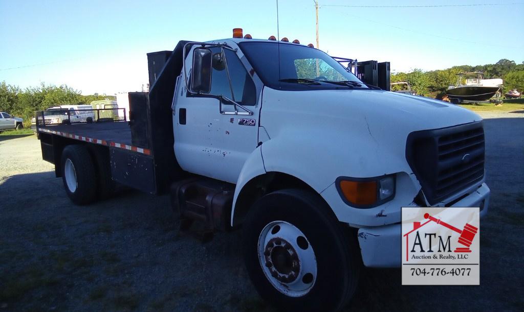 2000 Ford F-750 16' Flat Bed