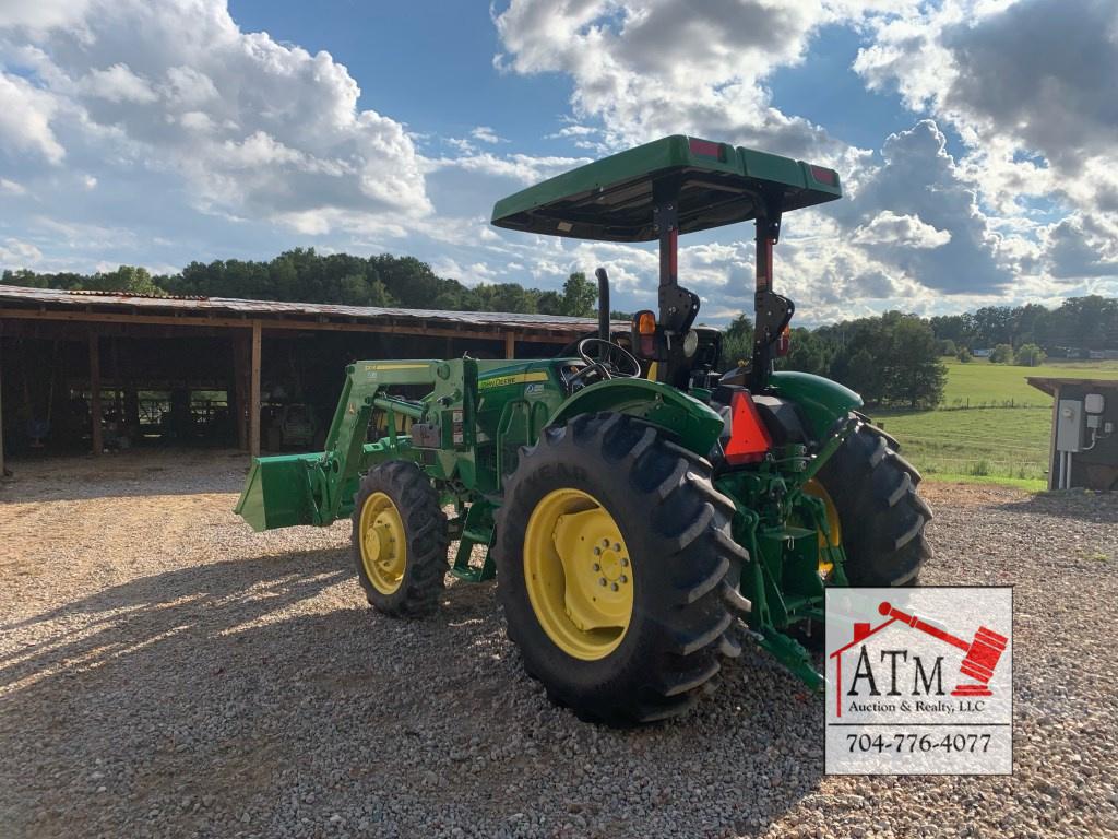 John Deere 5075E Tractor w/ 520 Loader