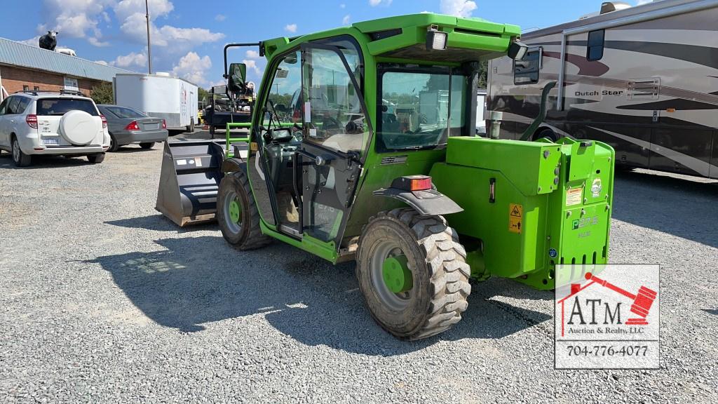 2017 Merlo P27.6 Plus w/ Bucket