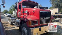 2006 Mack CHN613 Road Tractor (Wrecked)