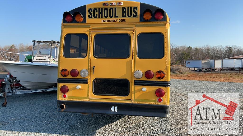 2004 Freightliner School Bus