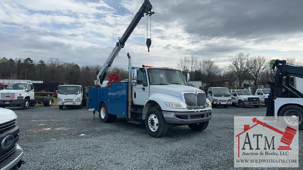 2015 International DuraStar 4300 Crane Truck