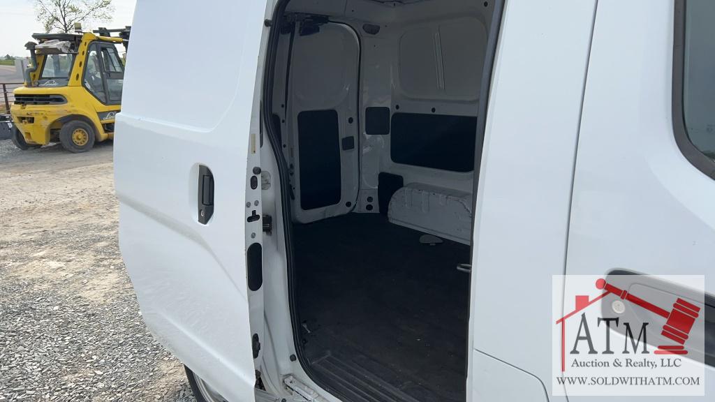 2015 Nissan NV200 Cargo Van (Salvaged Title)