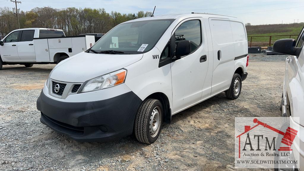 2015 Nissan NV200 Cargo Van (Salvaged Title)