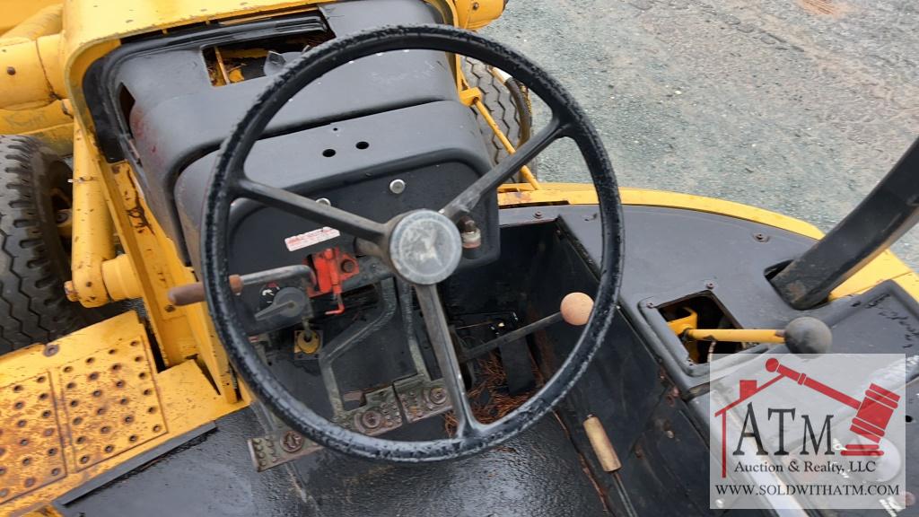 John Deere 410C Loader Backhoe