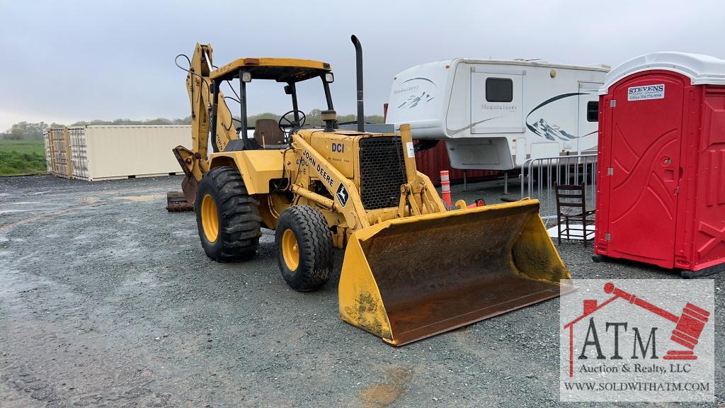 John Deere 410C Loader Backhoe