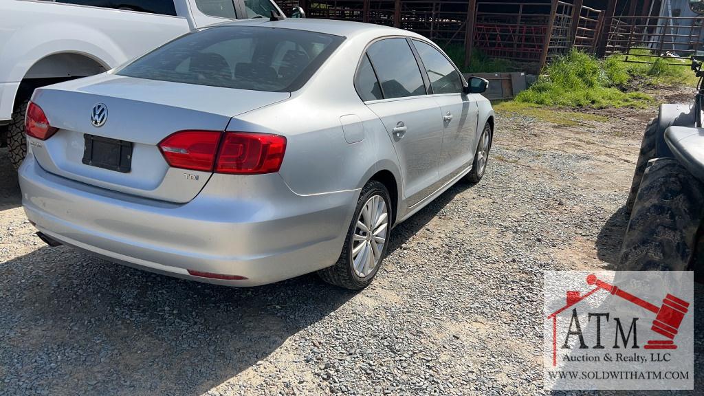 2013 Volkswagen Jetta 4S (Salvaged Title)