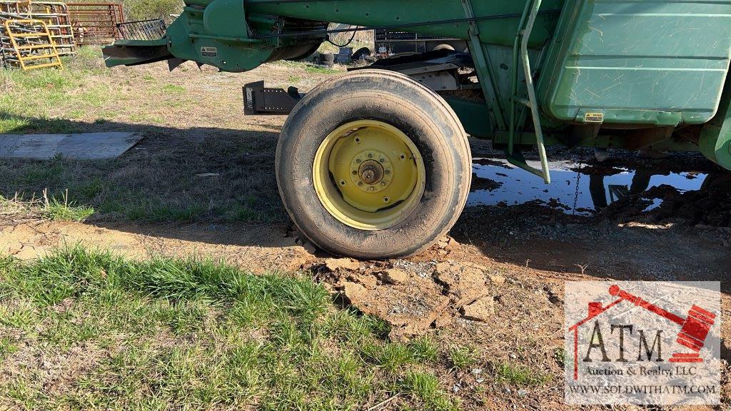 John Deere 7720 Turbo Combine