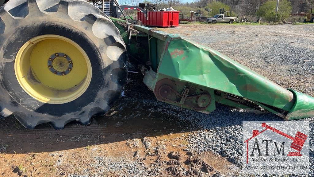 John Deere 643 6-Row Header