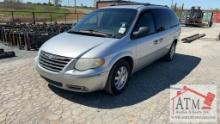 2005 Chrysler Town & Country