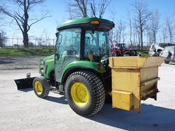 2013 John Deere 3520 4x4 Utility Tractor