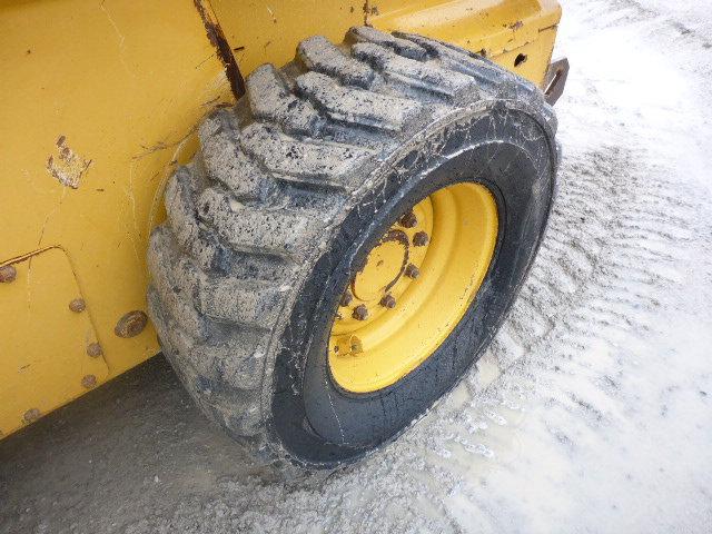 2008 John Deere 325 Skid Steer