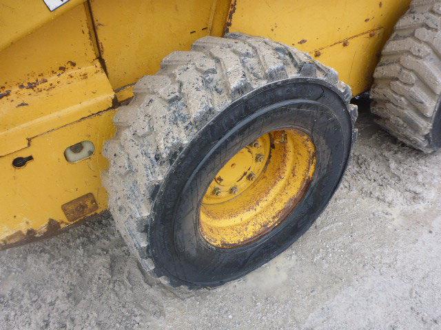 2008 John Deere 325 Skid Steer