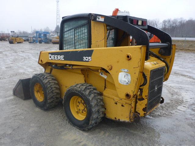 2008 John Deere 325 Skid Steer