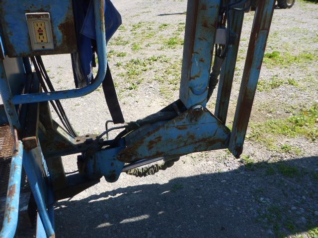 1998 Genie Z60/34 Articulated 4x4 Boom Lift