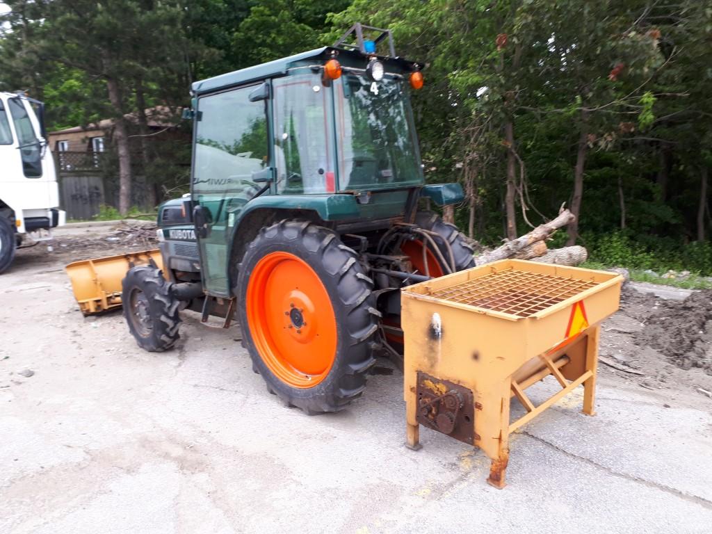 2002 Kubota L4330D 4x4 Utility Tractor