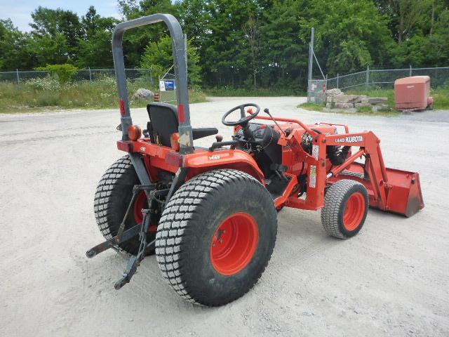 2002 Kubota B2910HSD 4x4 Utility Tractor