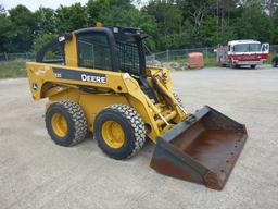 2009 John Deere 325 Skid Steer