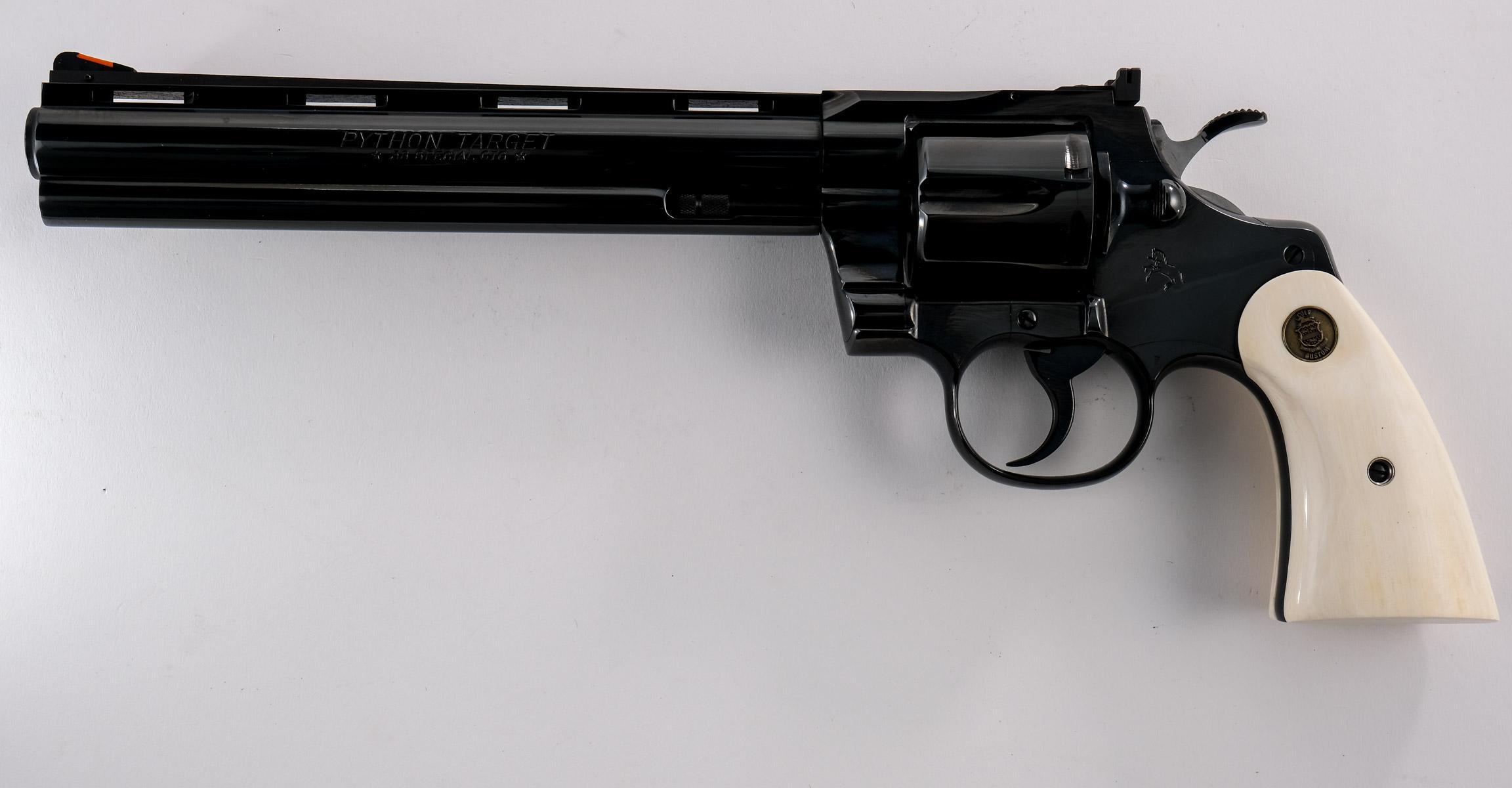 Colt Python Target .38 Spl 8" Hoyt Collection