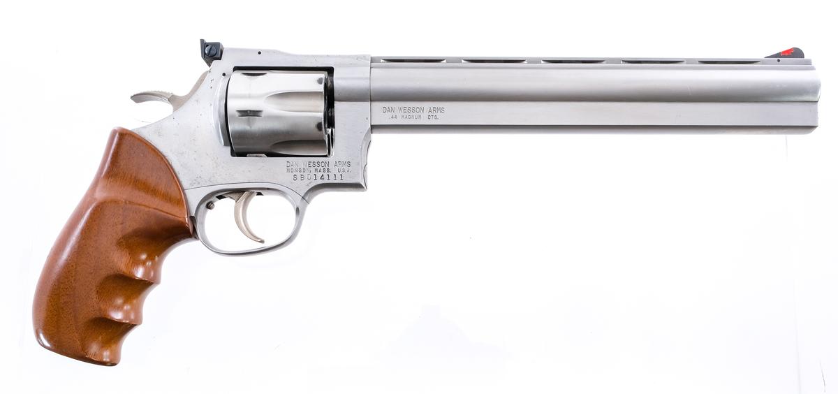 Dan Wesson 715 .44 Mag Revolver