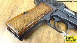 FABRIQUE NATIONALE D'ARMES de GUERRE HERSTAL BELGIQUE HI-POWER 9MM Semi Auto Pistol. Very Good Condi